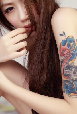 Супер горячая татуированная тайванька~Красивое обнаженное тело вырисовывается! (20P)
