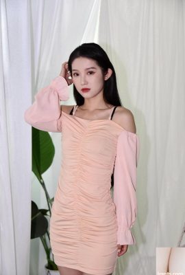 Редкая частная фотосессия нежной и красивой китайской модели с маленькой грудью – маленькой Вивиан Сюй (54P)