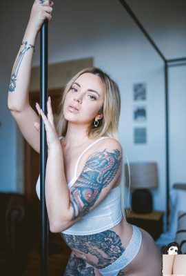 (Suicide Girls) 27 августа 2023 г. – Мику – Белый как сахар (47P)