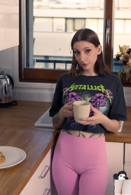 (Suicide Girls) 27 апреля 2024 г. – Lottierose – Breakfast With Me (60P)