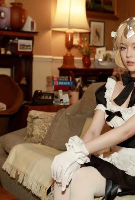 АТФМ – Цубаки cosplay Жанна d) Arc Maid – FateGrand Order (52P)