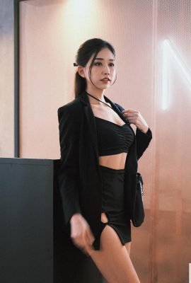 Красивая малазийская девушка, которая любит фитнес, Джои Тнг (10p)