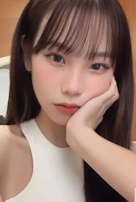 «Сяо Най» имеет высокую, стройную и красивую грудь, и заставляет людей чувствовать себя кровавыми (16 пенсов)