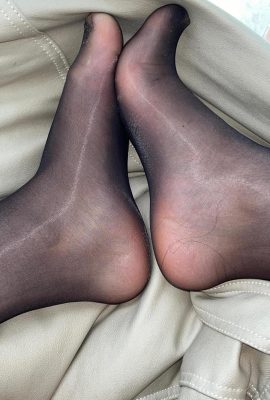 Feed Pig — черная горничная одежда (24p)