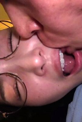 Минами Шиори: Он приходит в путешествие и нападает на женщину, которая взволнована. Она была честной и имела хорошее тело, так что все … (21p)