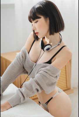 У темпераментной красивой девушки «Фатальный Сяо Го» заманчивое тело скрыто под ее чистым лицом (24p)