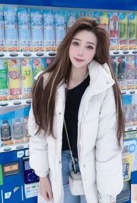 Красивое и милое лицо с белым и нежным телом «Li Ni» (20p)