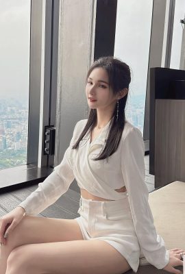 «Qrra_qua» был глубоко перемещен с первого взгляда и становился все более и более злым (20p)