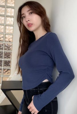 Визуальное воздействие «Николь» заставляет людей чувствовать себя слабыми и неспособными стоять (20p)