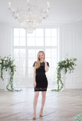 Lola Chic — Mezbo (120p)