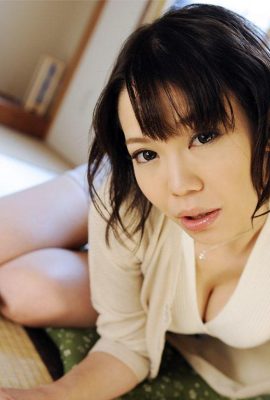 «Работа, которую я где -то видел, это был мой первый раз за кулисами» Цуки Мияйой (30p)