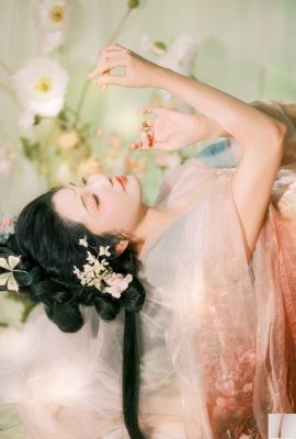 Юй Мейрен и Джиую (20p)