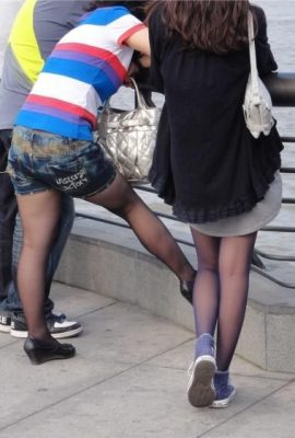 (Онлайн -коллекция) Уличная фотография различных красивых ног и красоток 22 (48p)