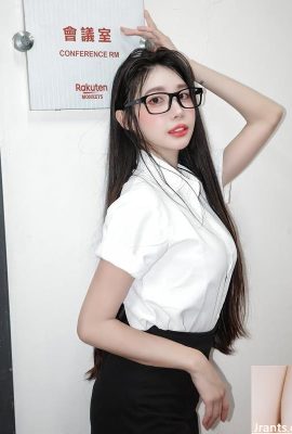 Черлидинг «Юнси Си» имеет очаровательную солнечную улыбку (10p)