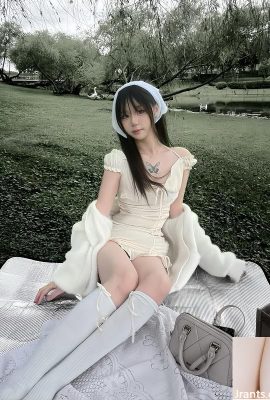 Стройная и мягкая талия заставляет людей быть плохими (10p)