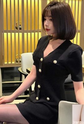 Короткошерстная девушка «Сюй Лижи» имеет большие и пухлые груди (10p)