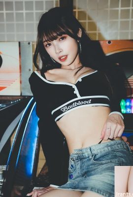 Очень соблазнительный «Хами» имеет очень красивое тело, которое так заманчиво (10p)