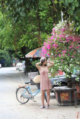 (つんこ) Плагин с горячим телом очарователен, а электрические глаза воспалены, а глубокая канавка собирается взорваться (28p)