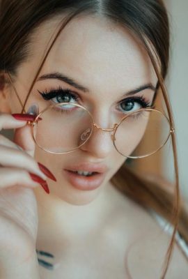 (Suicide Girls) 28 мая 2025 года — Кэти Миллиган — мой потрясающий взгляд (59p)