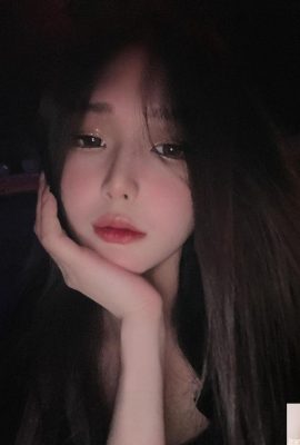 «Маленькая душевная» девушка чувствует себя невыносимой (10p)