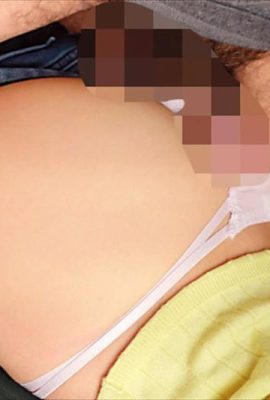 Молодая женщина постоянно нарушается своим свером, и оказывается, что ее муж согласился (17p)