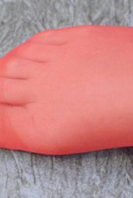 (Фото Legku) № 010 Выпуск длинноногих девушек с прозрачными красными чулками (32p)