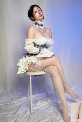 Симпатичная девушка «Чучу Чиба» имеет превосходную фигуру, которая заставляет людей думать об этом (10p)