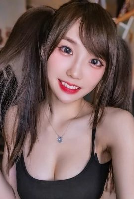 Горячая фигура «Энн Белла» заставляет людей влюбляться с первого взгляда (10p)