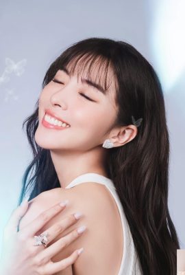 «Yuexi» Сладкая улыбка заманчиво влюбилась одновременно (10p)