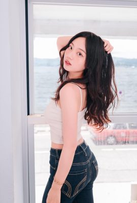 «Бай Мэнсянь» полна искушения своей нежной внешностью и заметной белой и нежной кожей (10P).