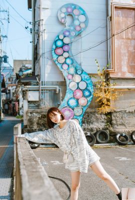 (けんけん) У милой девушки Сакуры светлая кожа, стройные формы, она просто потрясающая (32P)