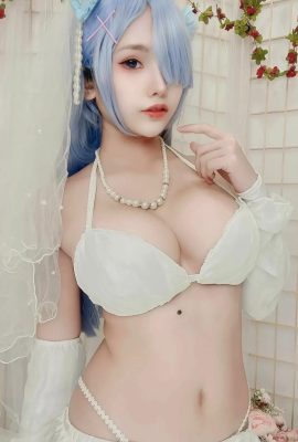 Маленький cosplay Невеста Рем – ReZero (35P)