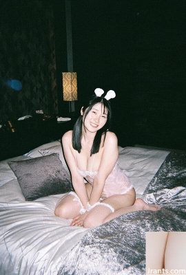 Фумино Сацуки: Фумино Сацуки, замужняя сексуальная подруга, нашла для меня время, хотя она закончила ночную смену, потому что хотела встретиться со мной… (21P)