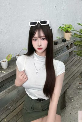 У «Линглинг» красивая фигура, которая не может скрыть ее очаровательную сексуальность (10P)