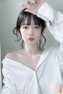 «Яичный рулет» обладает свежим и свежим темпераментом, а его большие слезящиеся глаза манят так, что ломают часы (10P).