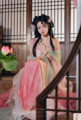 Coser @ Sticky Dumpling Rabbit — подпишитесь на «Drunk by the Lotus Pond» в августе и «Мечтайте в саду» (48P)