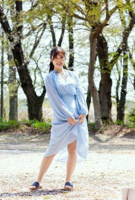 (Мотидзуки Юки) Ее нежное белое тело и грудь полностью открыты, а глаза сияют (32P)